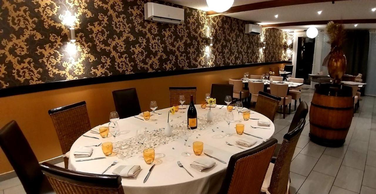 Logis Le Printemps Hotel Restaurant - มงเตลิมาร์ ภายนอก รูปภาพ