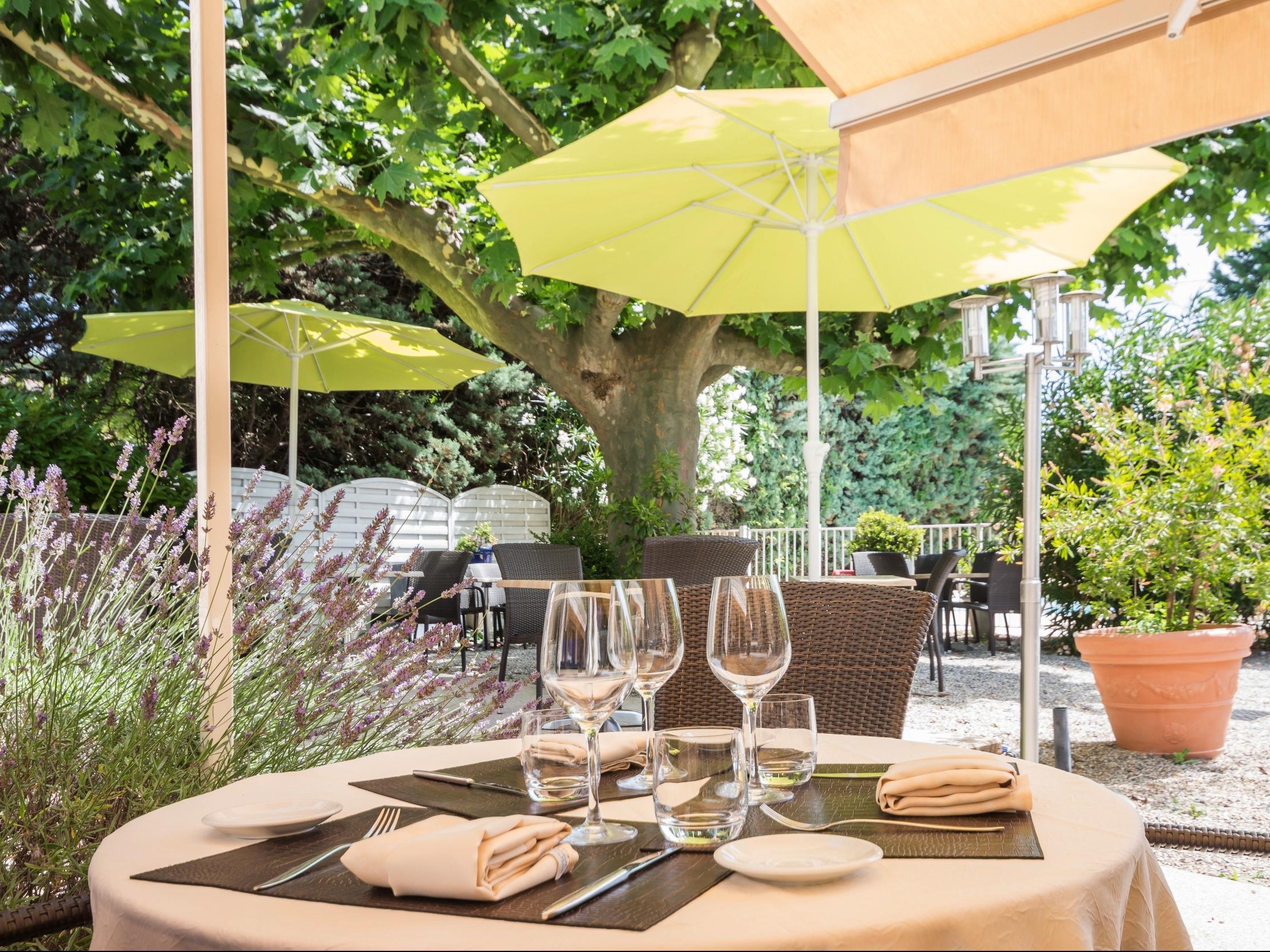 Logis Le Printemps Hotel Restaurant - มงเตลิมาร์ ภายนอก รูปภาพ